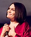 https://upload.wikimedia.org/wikipedia/commons/thumb/7/71/Jessie_J_performing_live_at_The_Peppermint_Club_05_%28cropped%29.jpg/100px-Jessie_J_performing_live_at_The_Peppermint_Club_05_%28cropped%29.jpg